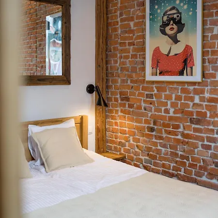 Oak Doors Apartament W Rynku - Properunit Wroclaw Exterior photo
